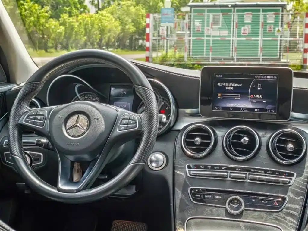 Mercedes-Benz C-Class 2017 C 200 L Sport фото 10