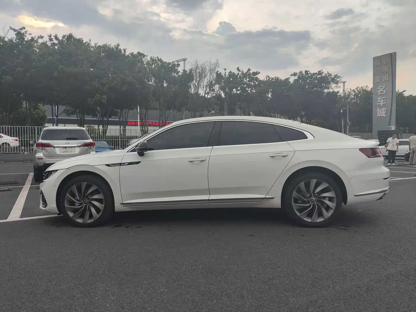Volkswagen FAW-Volkswagen CC 2025 2025 380TSI Eye-catching Shared Edition