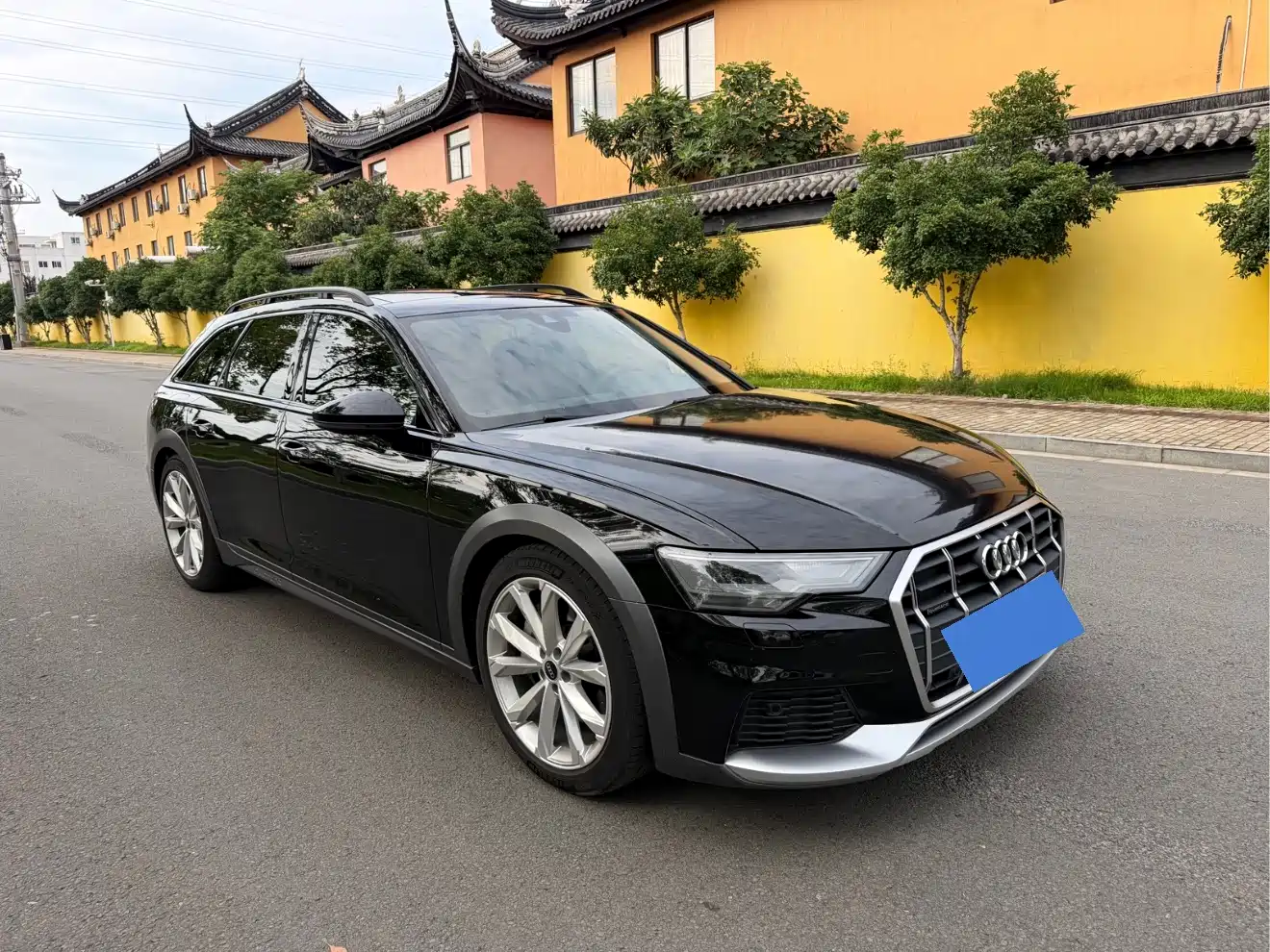 Audi A6 (Import) 2023 2023 Model allroad quattro 55 TFSI Premium Off-road Version