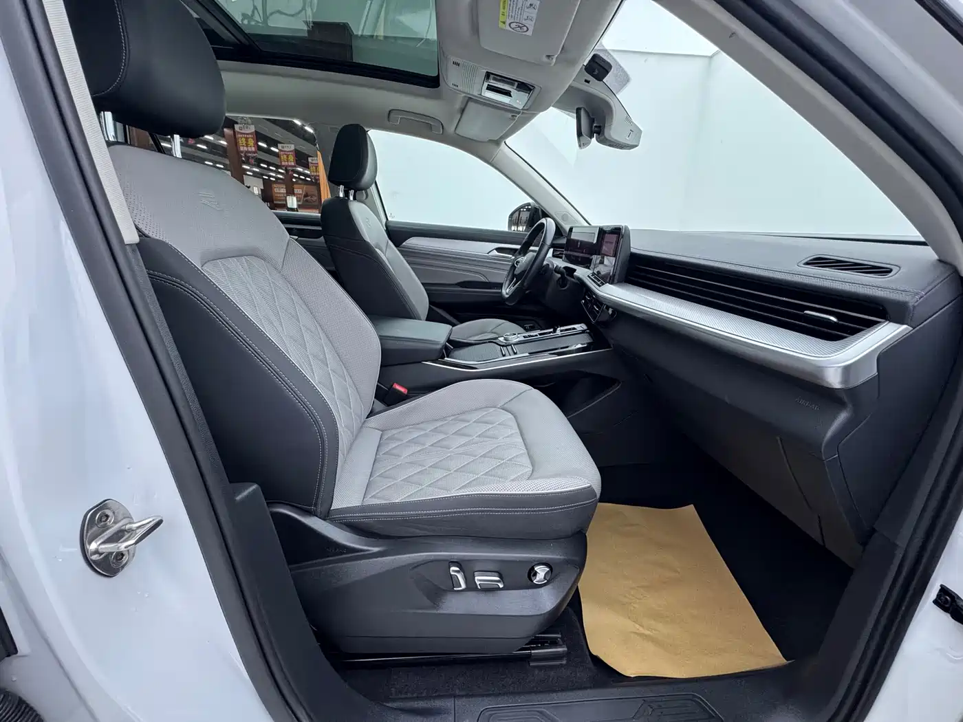 Volkswagen Talagon 2023 380TSI 4WD R-Line Touring Edition фото 9
