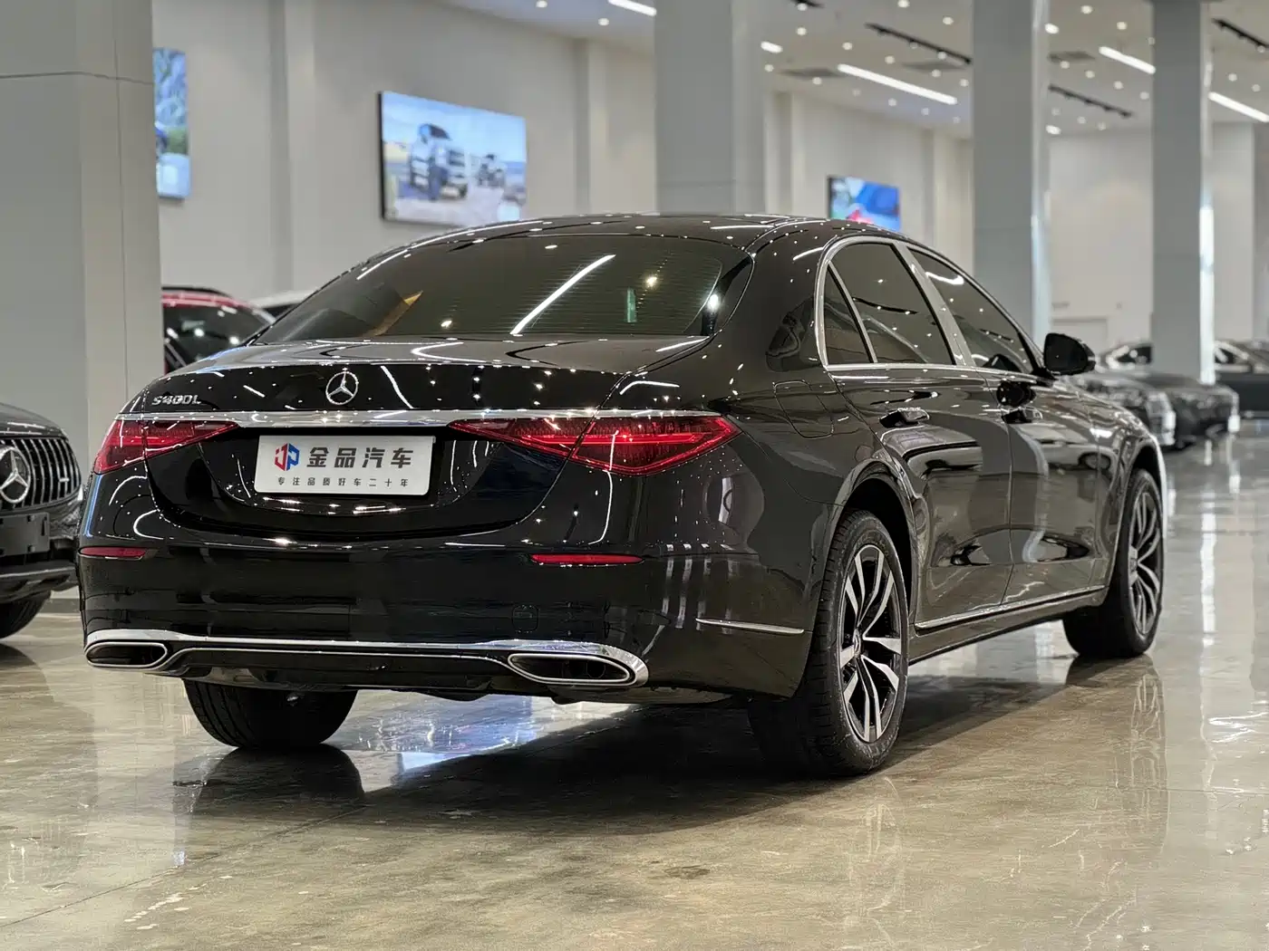 Mercedes-Benz S-Class 2024 S 400 L Luxury Edition фото 4