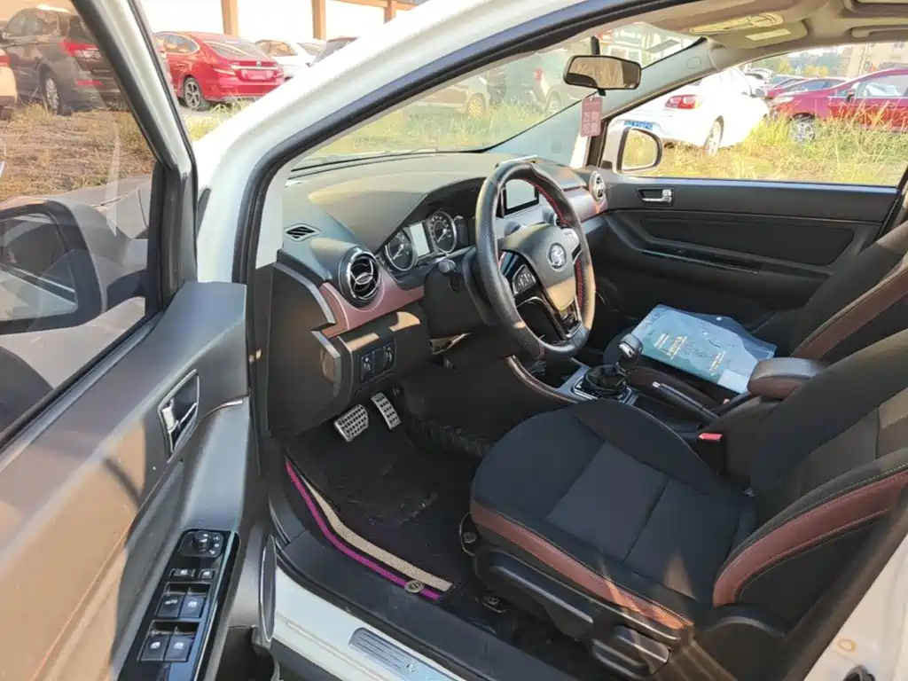 BAIC Changhe Q25 2019 2017 1.5L Automatic Smart Edition