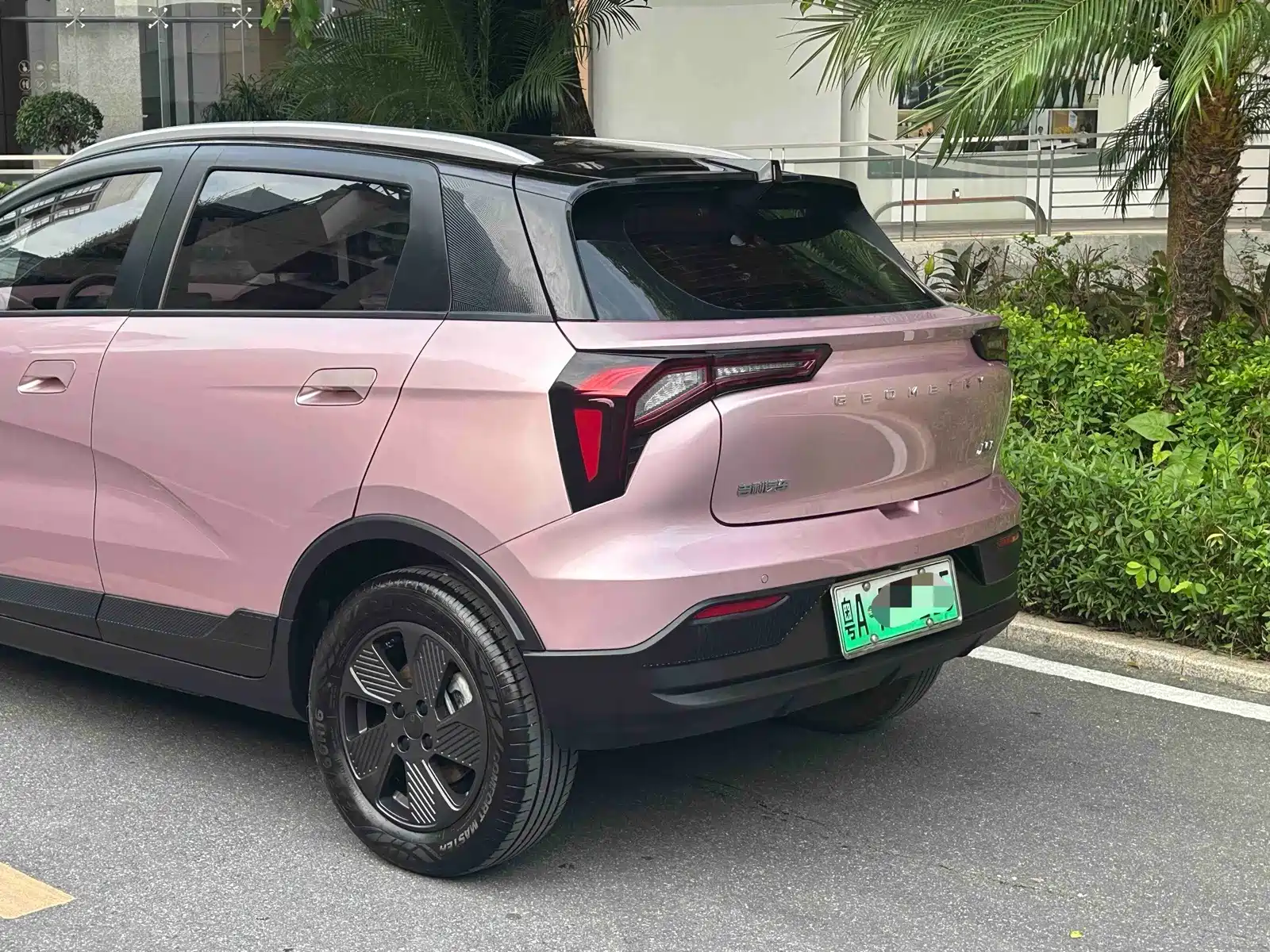 Photo 10 - Geely Geometry E Firefly