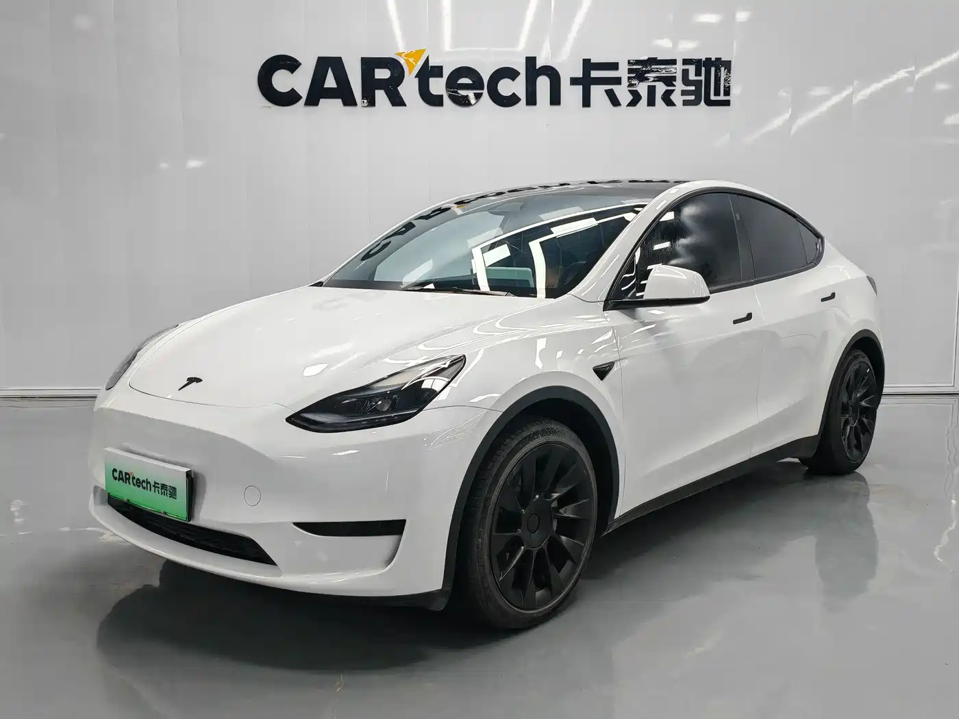 Tesla Model Y 2024 Rear-Wheel Drive Version