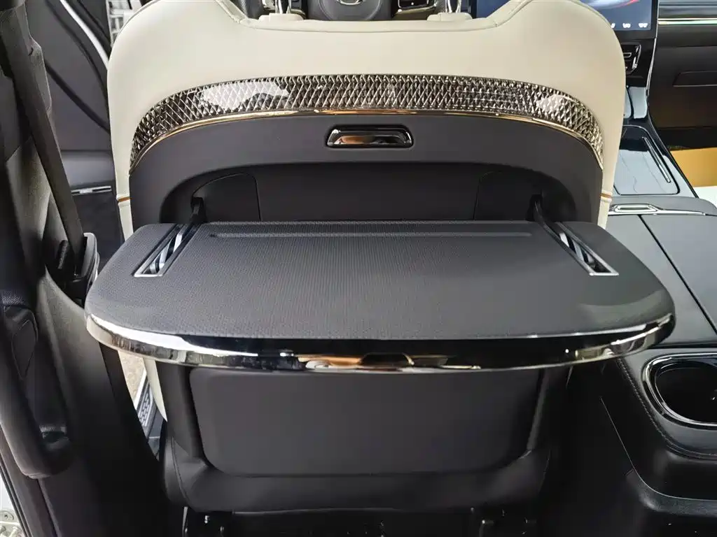 GAC Trumpchi Trumpchi M8 2023 Model Master Series 400T Flagship Edition фото 43