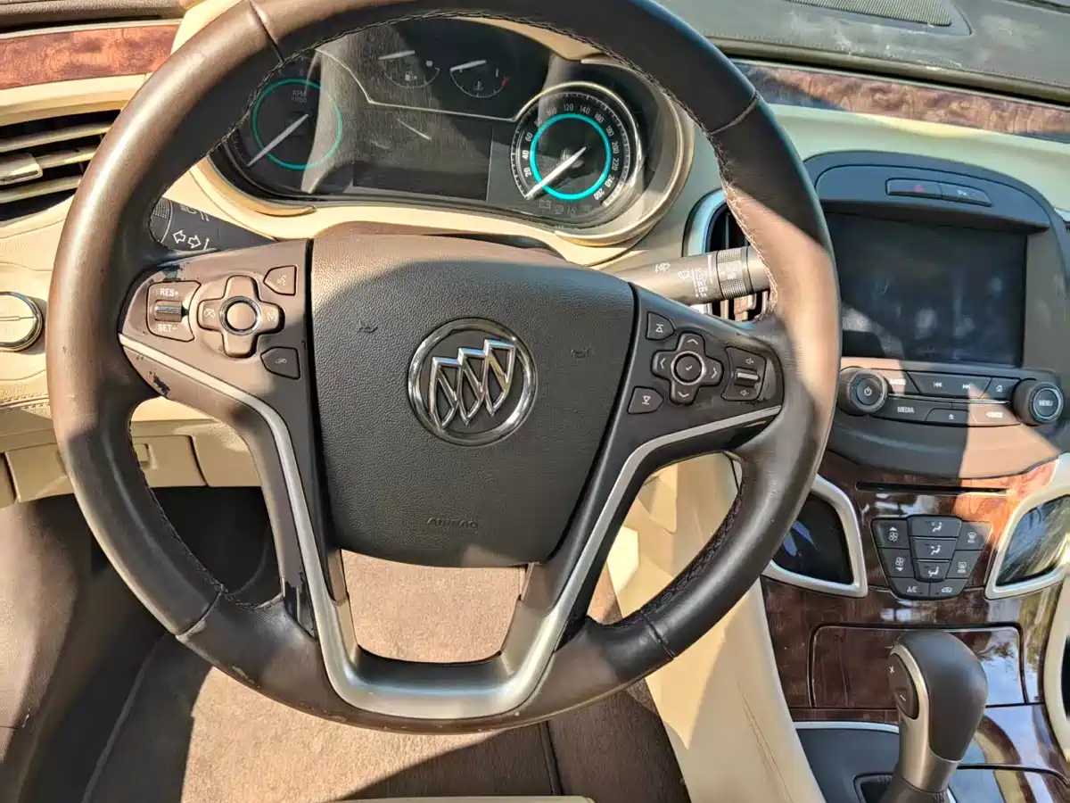Buick LaCrosse 2013 2.4L SIDI Leading Comfort фото 14