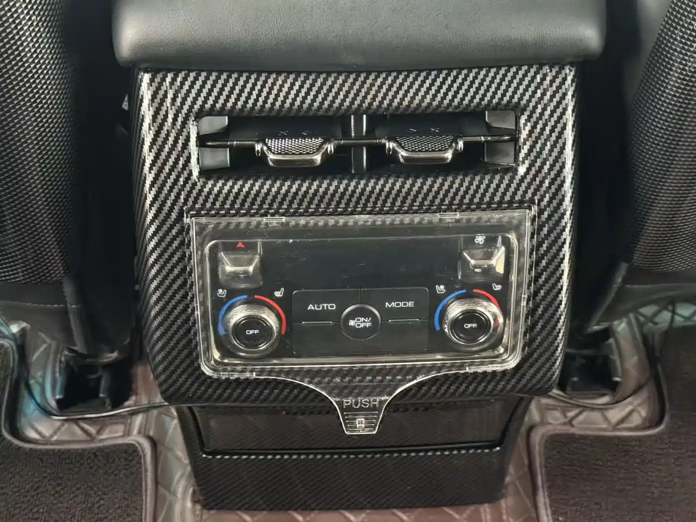 Tank 500 2022 3.0T Sport Edition Zaojing 5-Seater фото 8