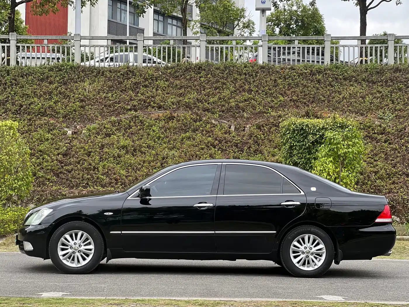 Toyota Crown 2007 2.5L Royal Special Edition фото 4
