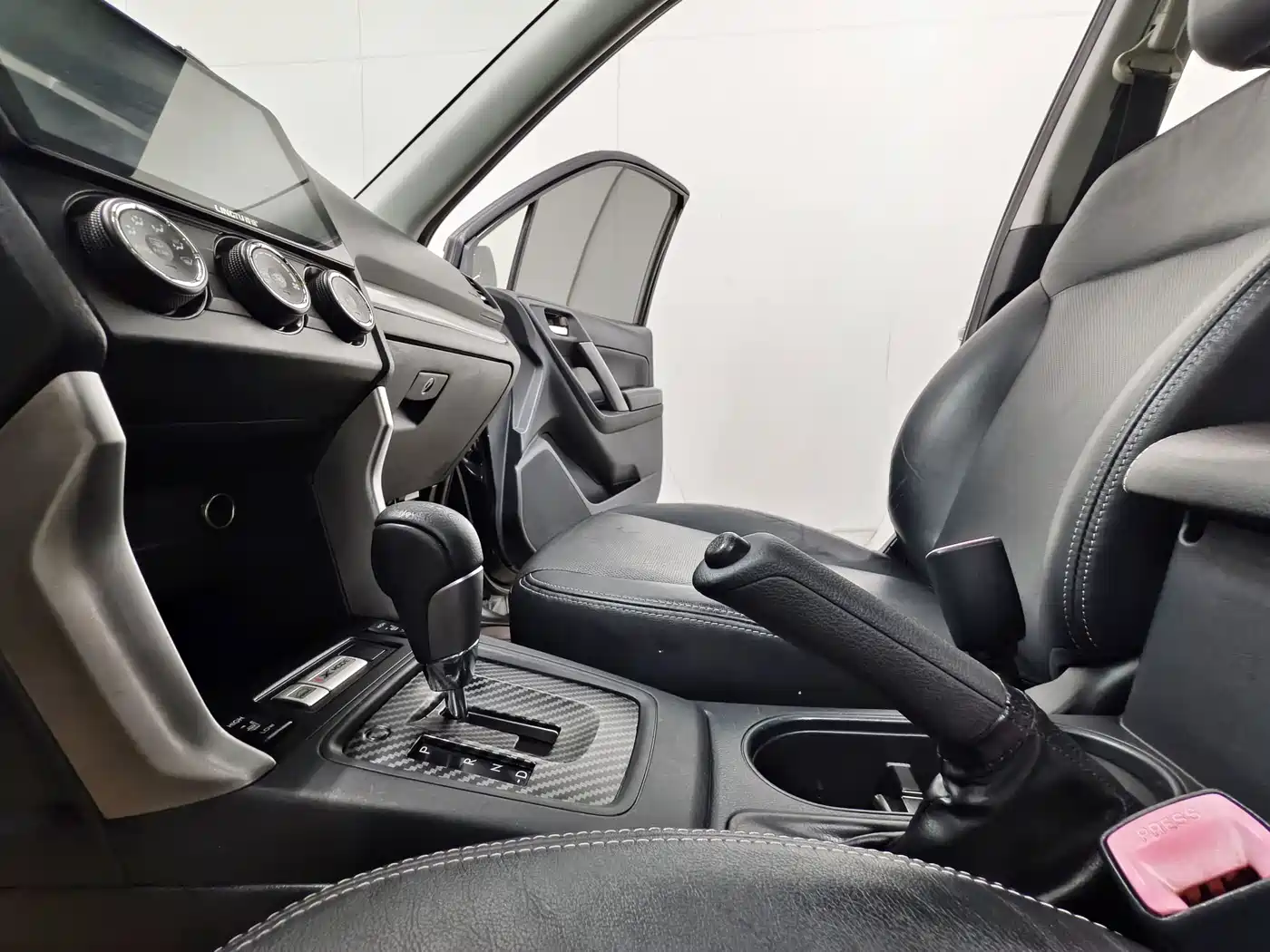 Photo 12 - Subaru Forester