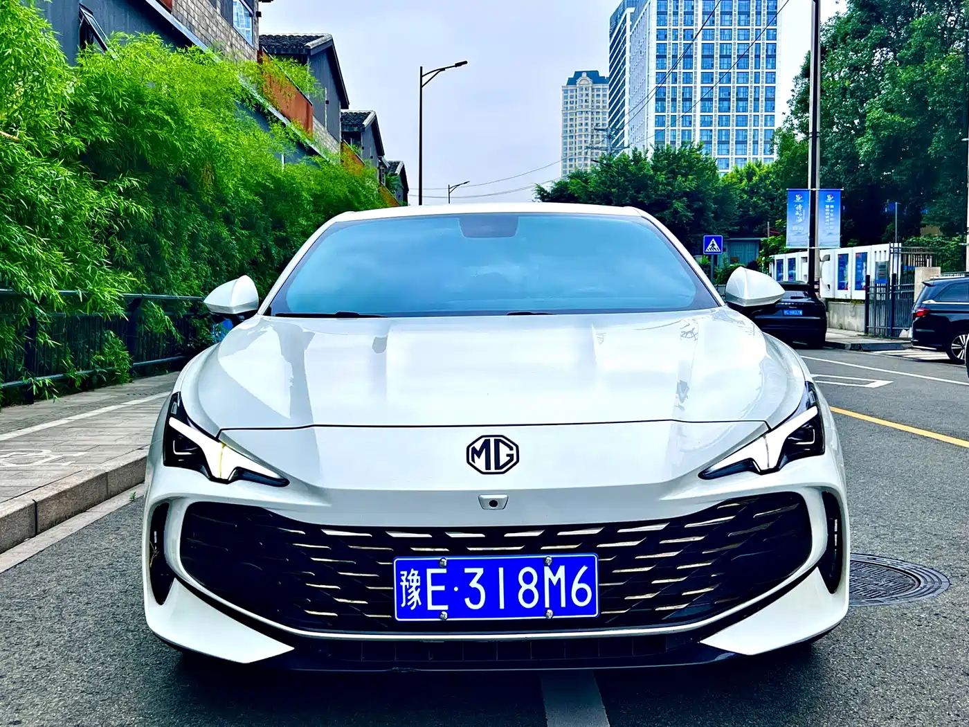 MG MG7