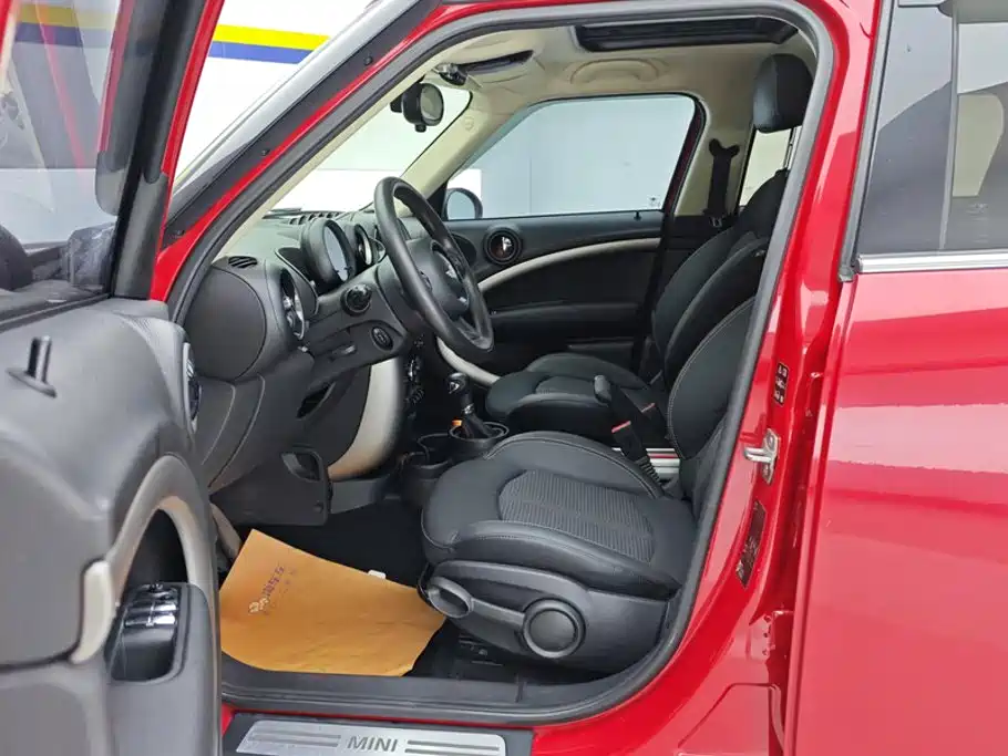 Photo 9 - MINI COUNTRYMAN