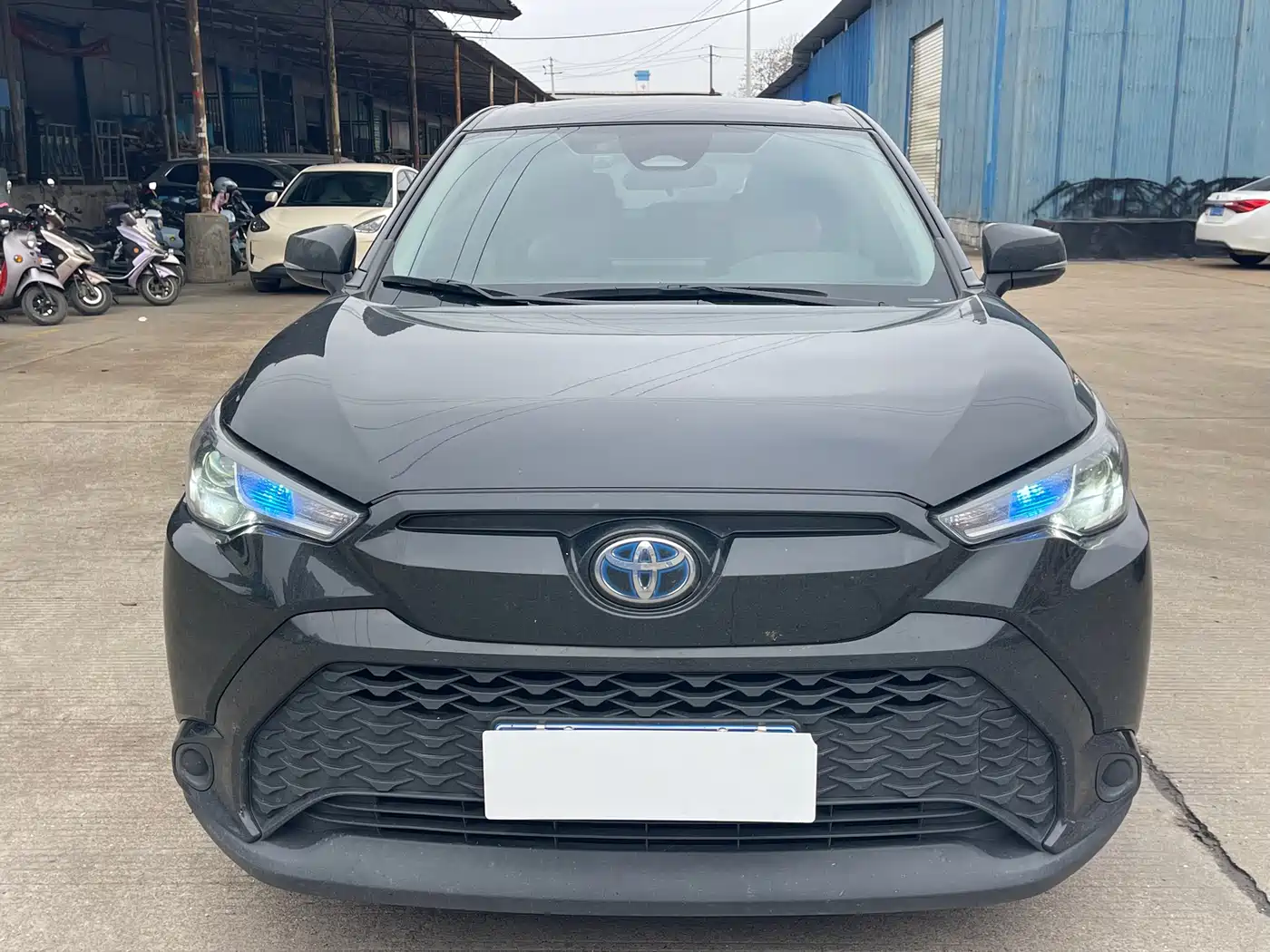 Toyota Frontlander 2023 2.0L Smart Hybrid Dual Engine Leading Edition фото 2
