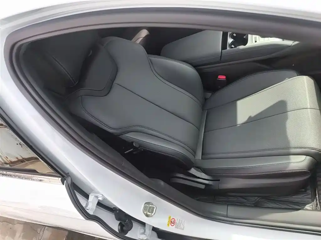 BYD Qin L 2025 DM-i Smart Drive Edition 120KM Leading фото 25