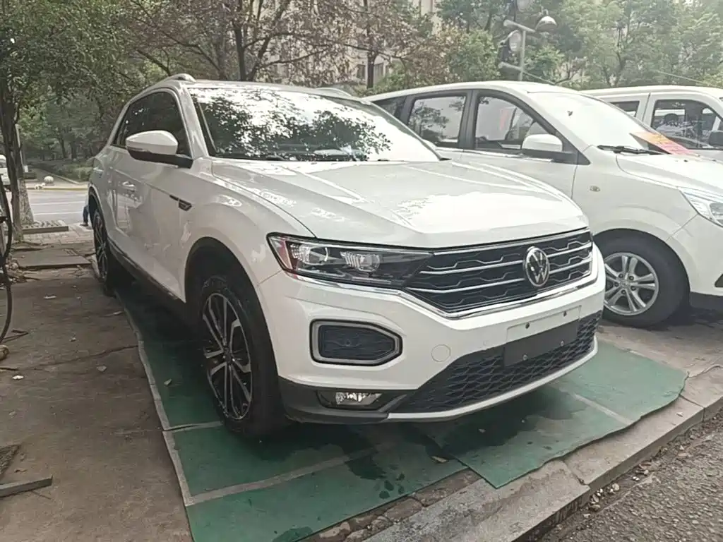 Фото 4 - Volkswagen T-ROC