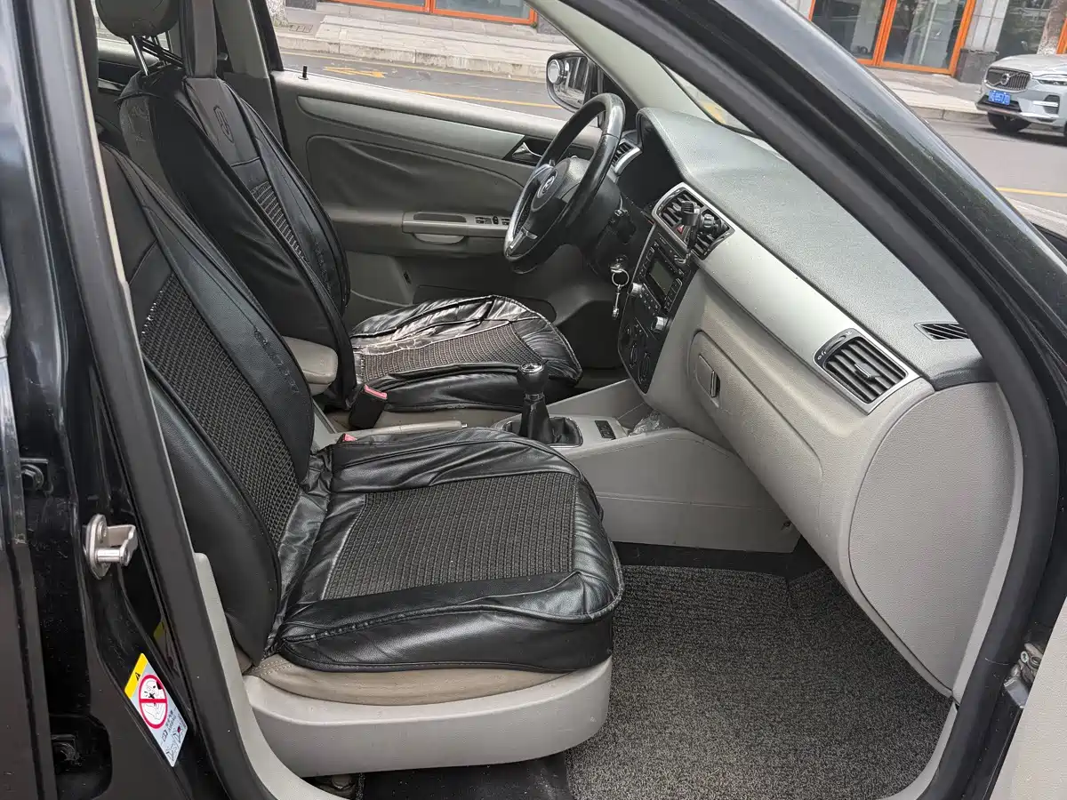 Volkswagen Bora 2012 2012 1.6L Manual Comfort Model