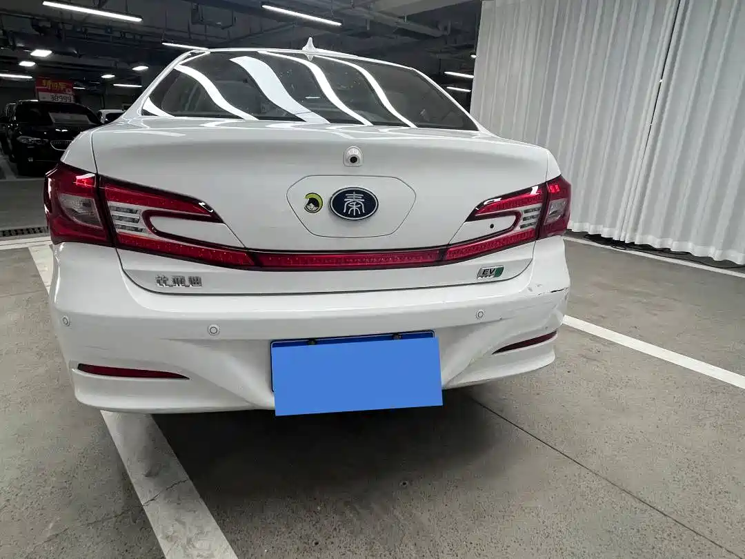 BYD Qin New Energy 2017 2016 Qin EV300 Premium