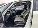 Photo 8 - Honda Fit