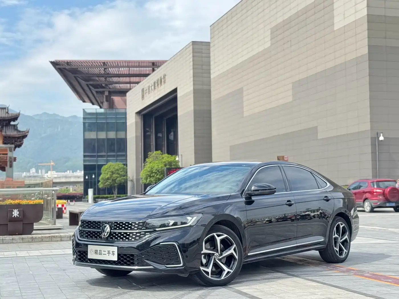 Volkswagen Passat 2024 380TSI Starlight Dragon Glory Edition