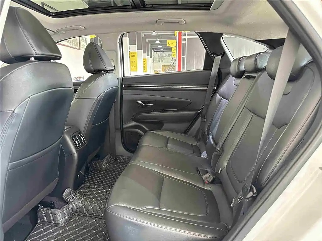 Hyundai Tucson 2023 Tucson L 1.5T Automatic 2WD DLX Luxury Edition фото 6