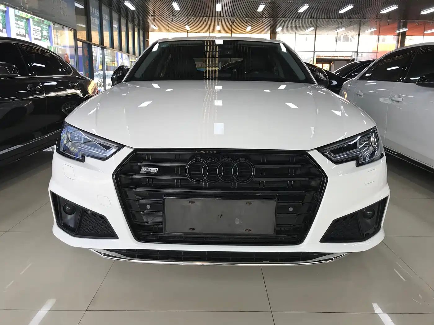 Audi A4L 2019 40 TFSI Fashion (China V)
