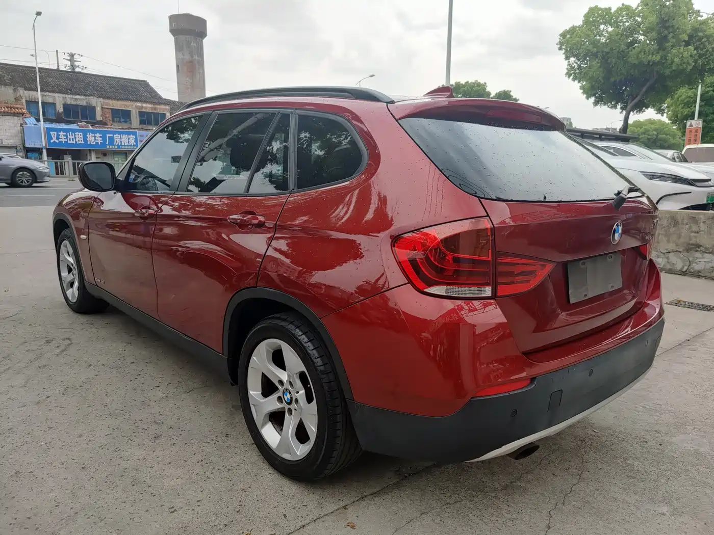 BMW X1 (Import) 2010 sDrive18i Luxury Model фото 6