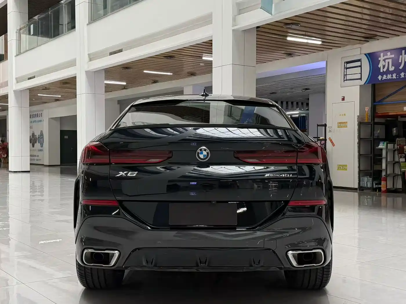 BMW X6 2023 2022 xDrive40i M Sport Package