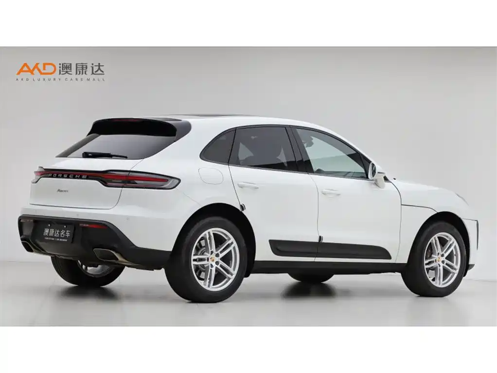 صورة 3 - Porsche Macan