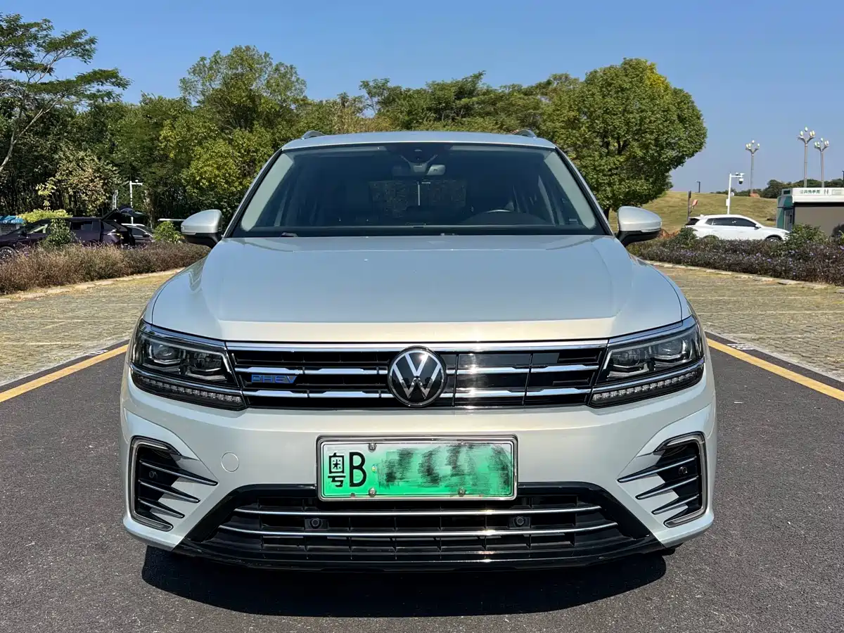 Volkswagen Tiguan L PHEV 2021