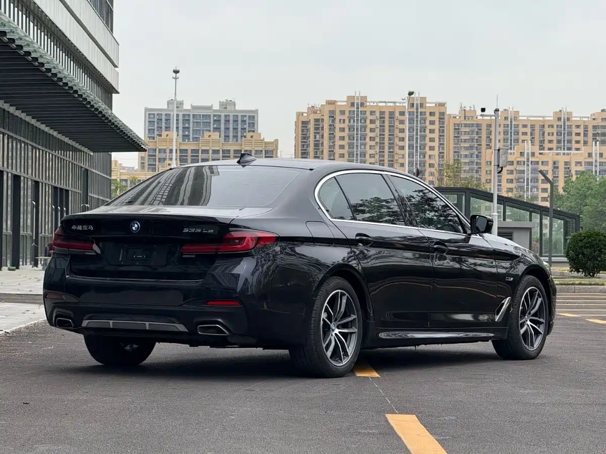 BMW 5 SERIES NEW ENERGY
