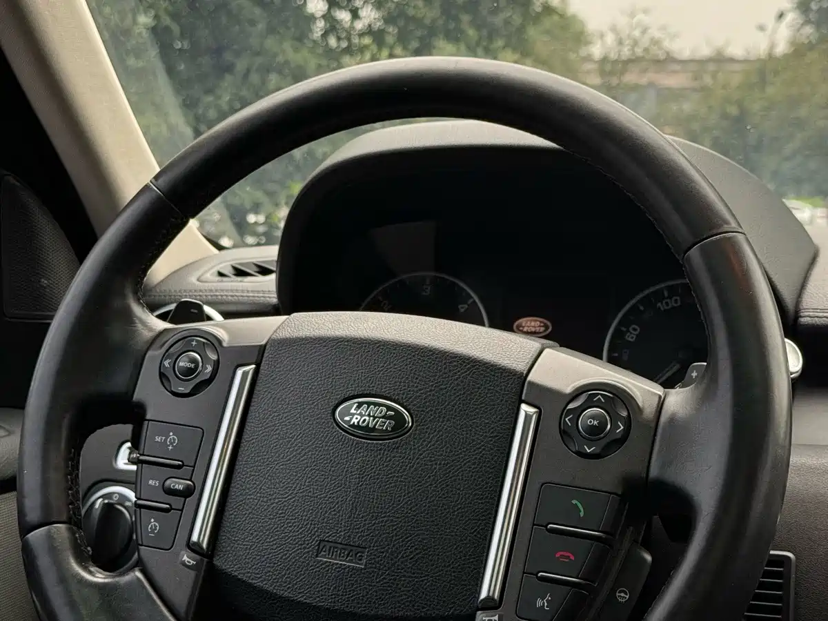 صورة 3 - Land Rover Discovery