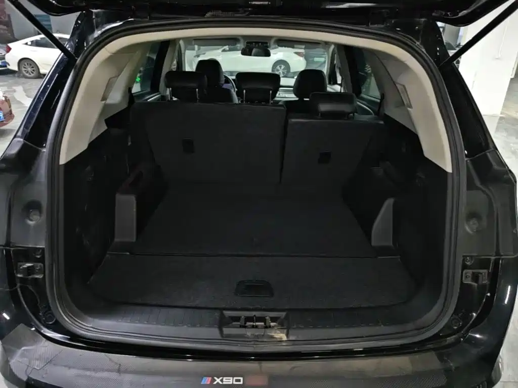 Jetour X90 PLUS 2021 2021 1.6TD DCT Villa 5-seater