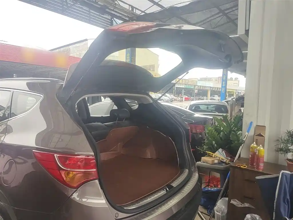 Hyundai Santa Fe 2013 Model 2.4L Automatic 2WD Smart фото 19