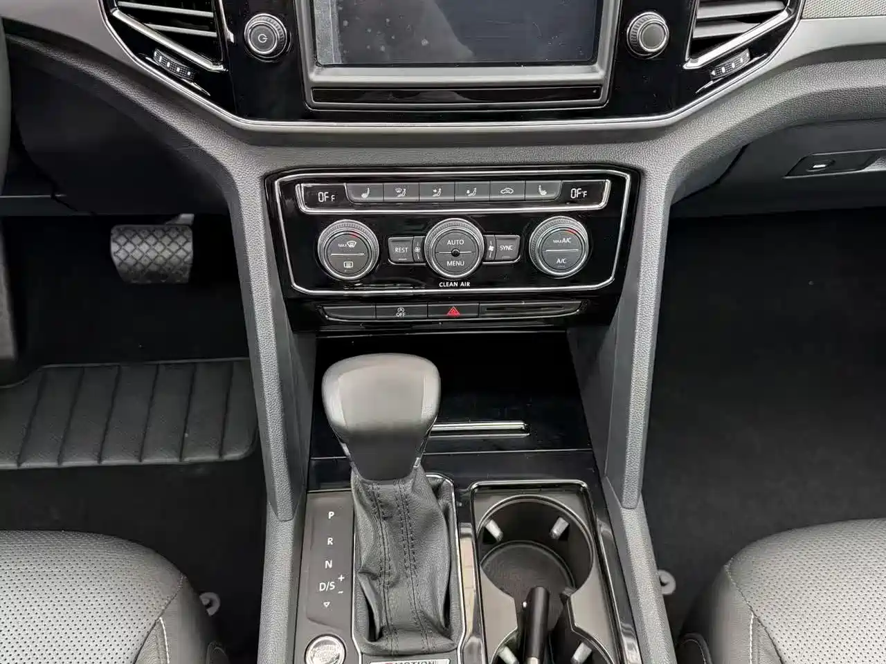 Volkswagen Teramont 2017 380TSI 4WD Luxury Edition фото 4