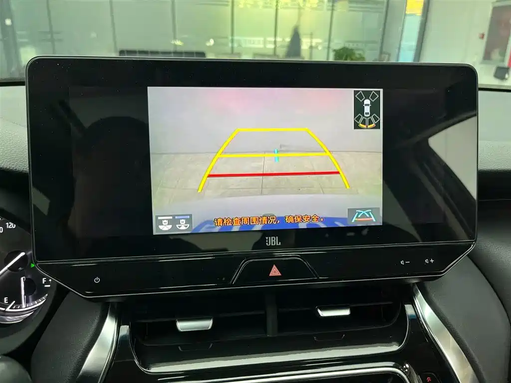 Toyota Venza 2022 2.0L CVT 2WD Premium фото 7