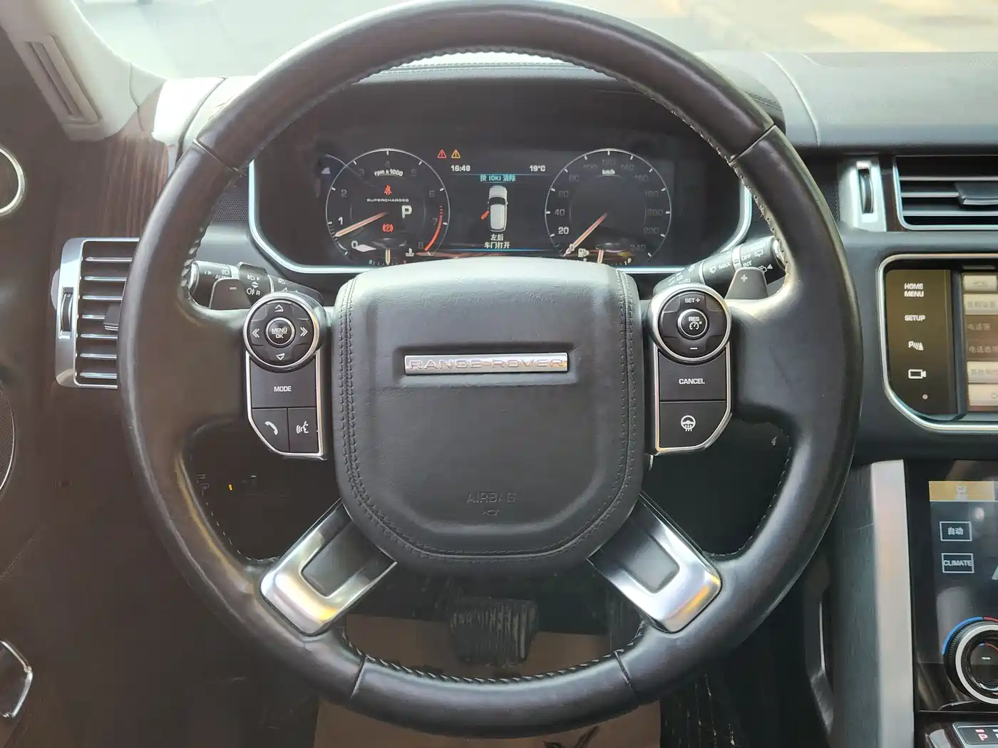 Land Rover Range Rover 2013 NA 5.0 V8 Vogue SE фото 11