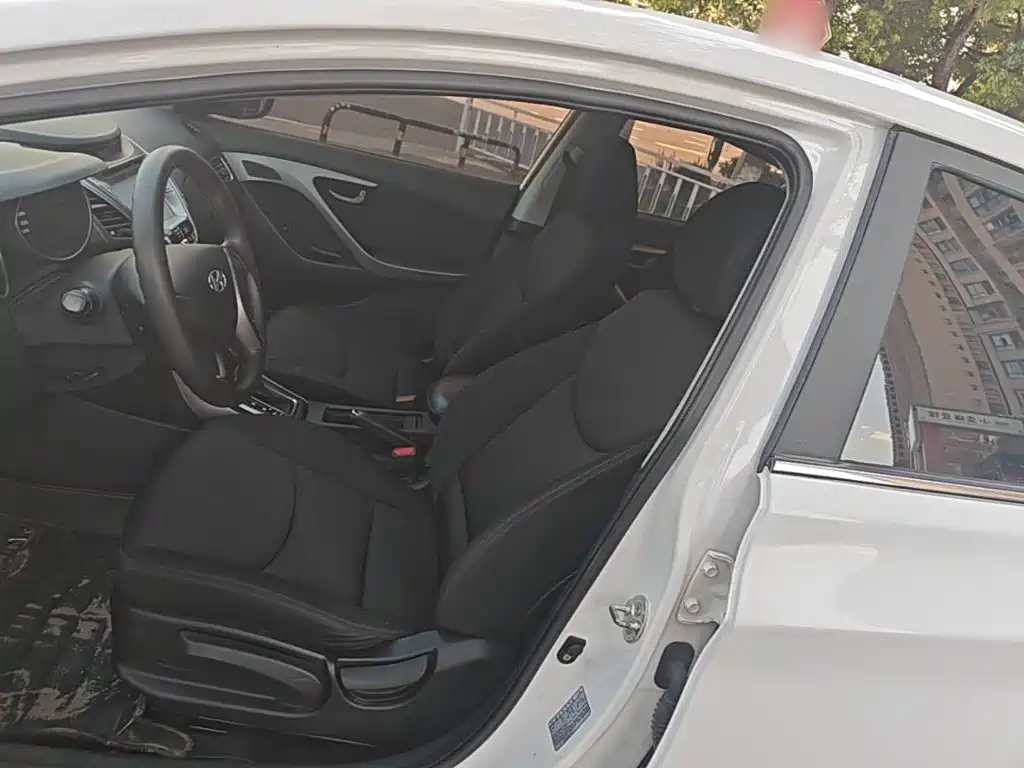 Hyundai Langdong 2016 2016 1.6L Automatic Smart Edition