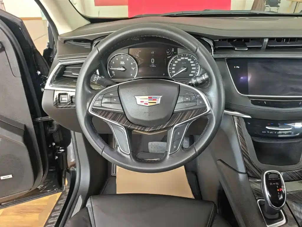 Cadillac XT5 2018 25T Luxury фото 11