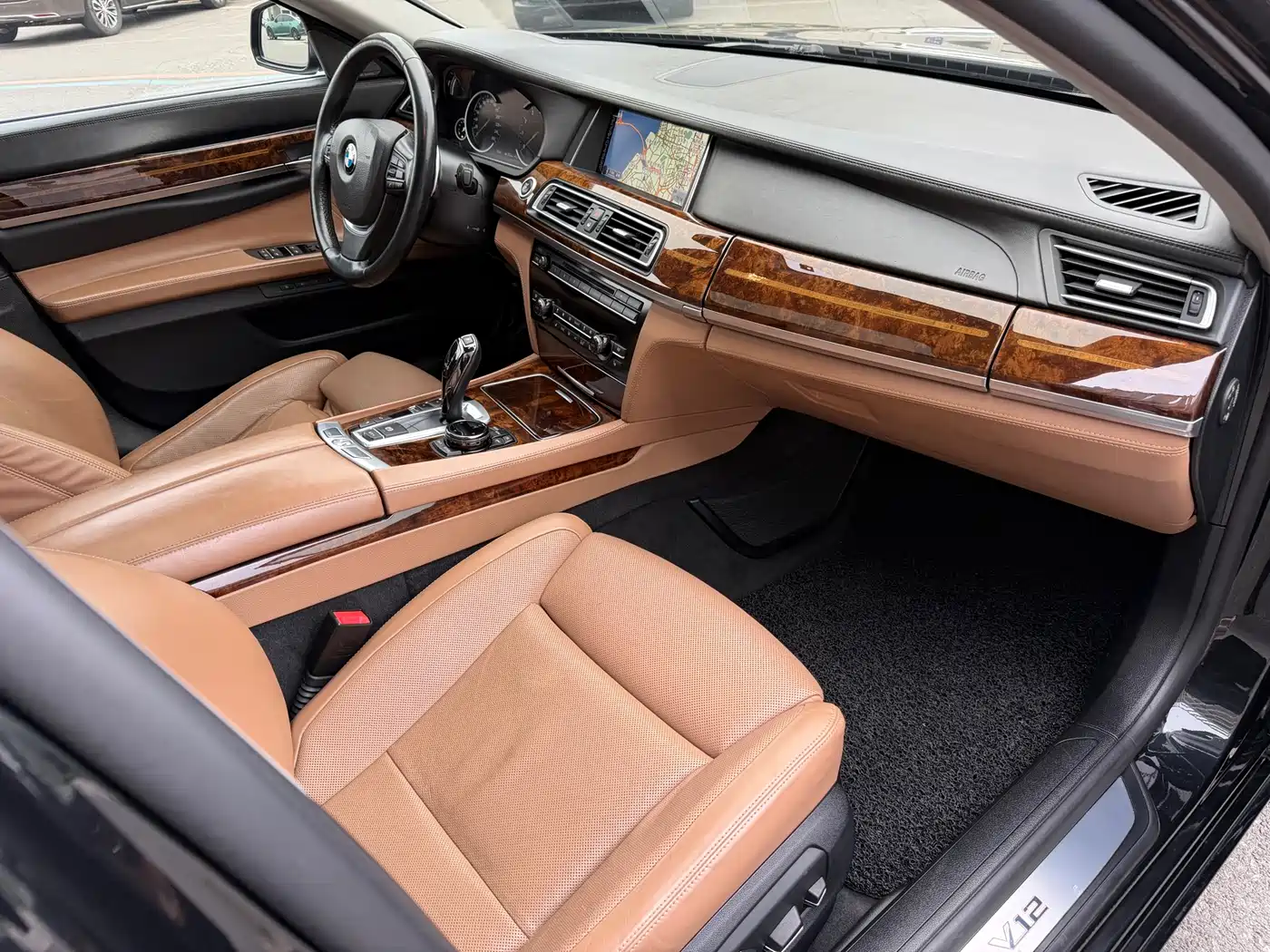 BMW 7 Series 2013 Model 760Li фото 4