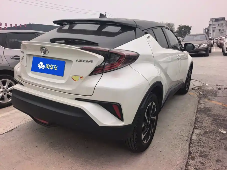 Toyota IZOA 2021 2021 Hybrid 2.0L Yixiang Edition