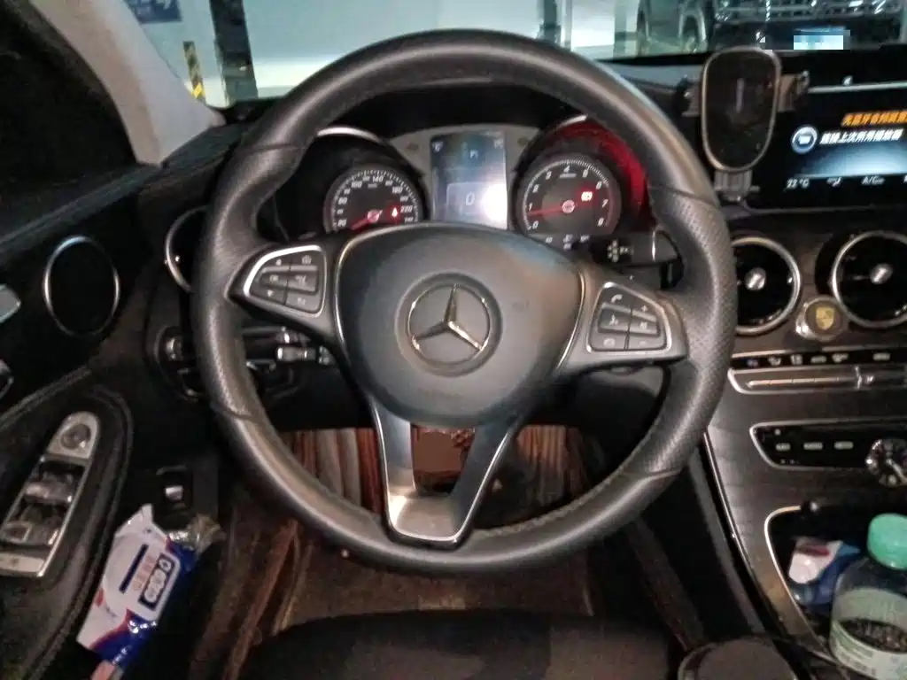 Фото 11 - Mercedes-Benz C-Class