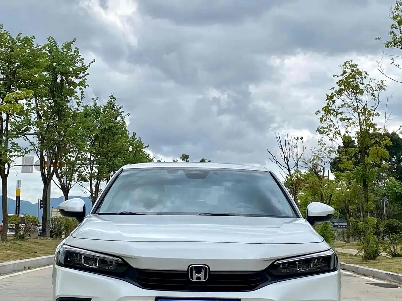 Фото 2 - Honda Civic