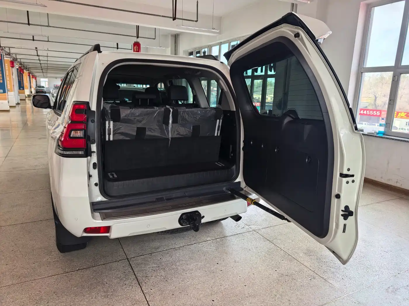 Toyota Prado 2018 3.5L Auto TX-L фото 10