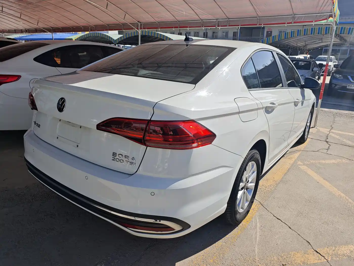 Volkswagen Bora 2024 200TSI DSG Smooth Ride Edition фото 6