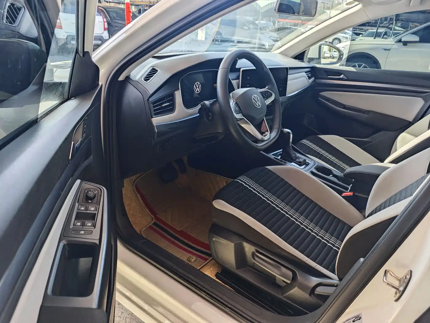 Volkswagen Bora 2024 200TSI DSG Smooth Ride Edition фото 7