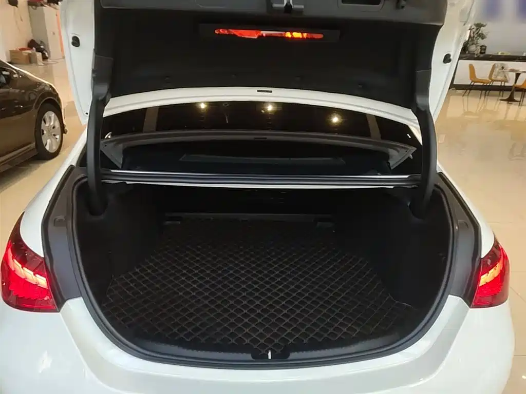 Mercedes-Benz C-Class 2022 Facelift C 200 L Sport фото 19