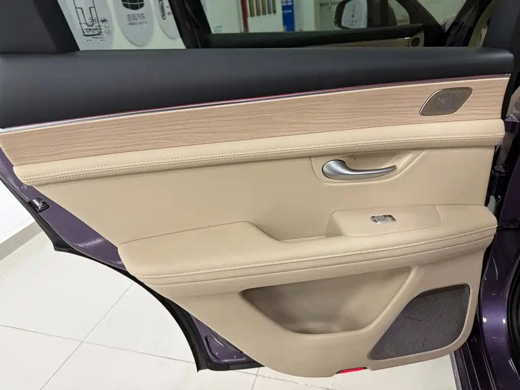 AITO Wenjie AITO M5 2025 2025 Extended Range Ultra AWD