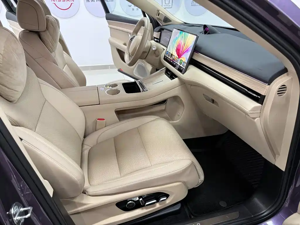 AITO Wenjie AITO M5 2025 2025 Extended Range Ultra AWD