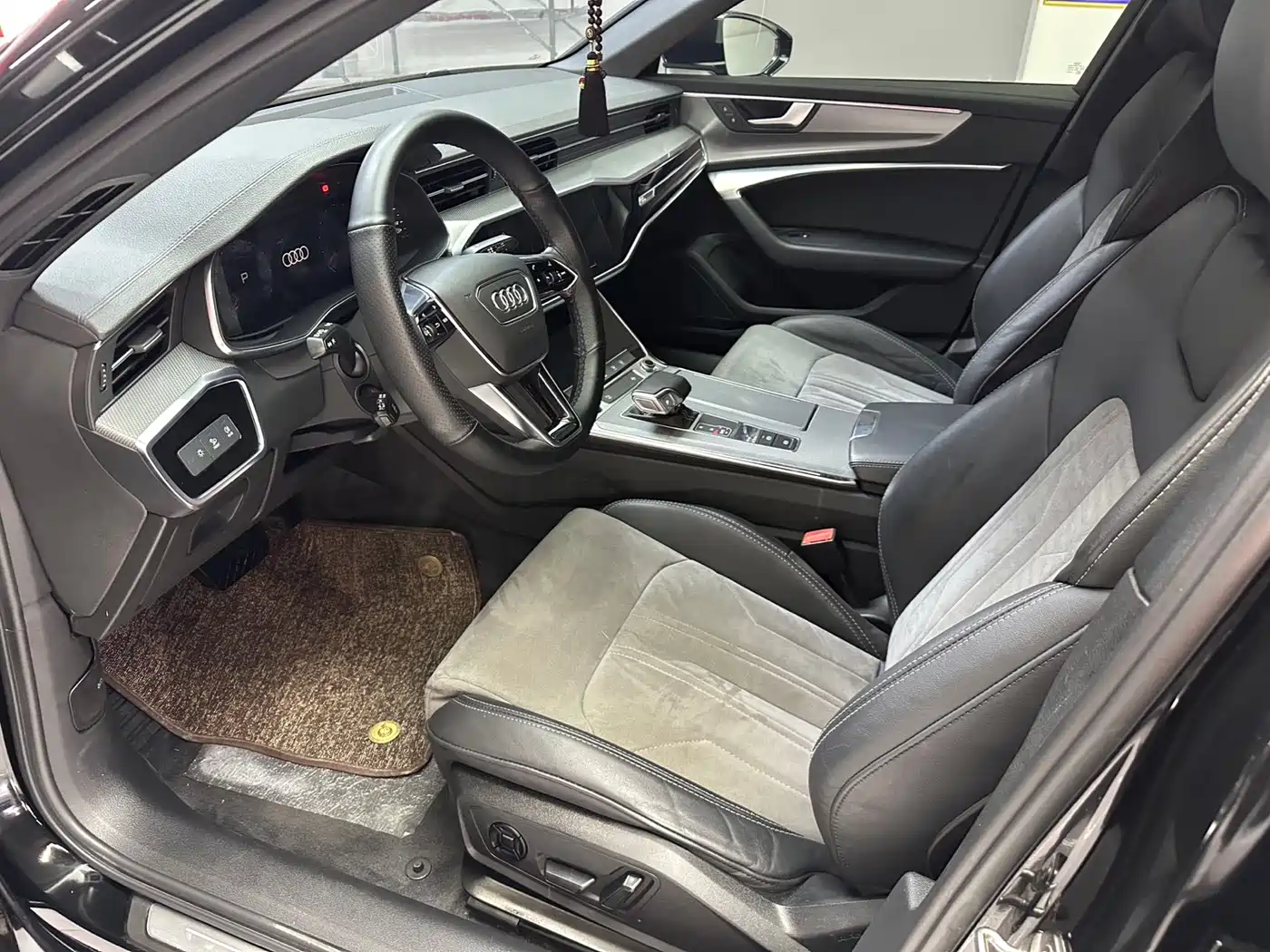 Audi A6L 2022 40 TFSI Luxury Elegance фото 4