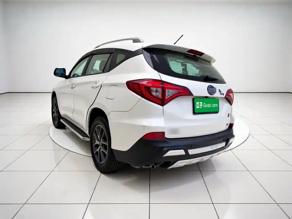 Фото 4 - BYD Song