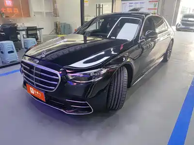 Mercedes-Benz S
